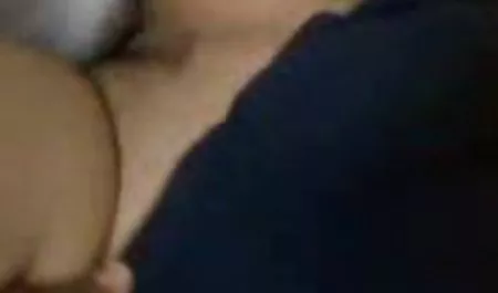 வனேசா முதிர்ந்த, அம்மாக்கள், ஆபாச ஆன்லைன் கிறுக்குத்தனமான Cougars