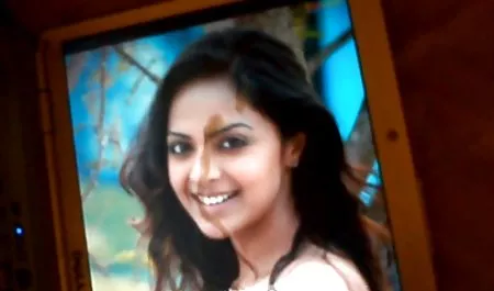 தனியா முதிர்ந்த பெண்கள் ஆபாச வீடியோ அழகி ஜெலீனா ஜென்சன் கட்டி