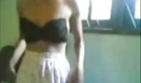 பெரிய மார்பகங்கள் குத செக்ஸ் முதிர்ந்த