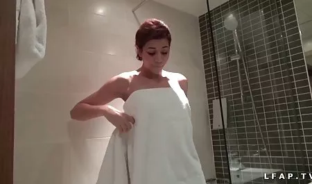 கற்று நேரம் சில செக்ஸ், பணம் புதிய நகர்வுகள்