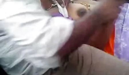சூப்பர் சூடான கீஷா சாம்பல் முடி மற்றும் fucked பெறுகிறார் இந்திய முதிர்ந்த மனைவி