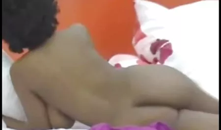 புதர் சம்மி வயது இந்திய பெண்கள் ஆபாச