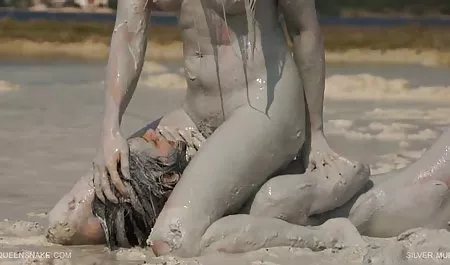 LT சுவையான பெண்கள் ஆபாச பெறுகிறார் கிரீம் பை
